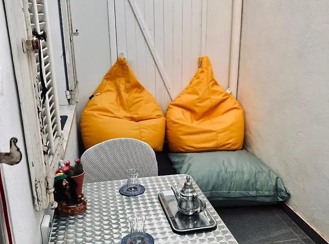 Centre Heart Of דירה *